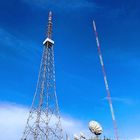 GSM 30m πύργοι 3 με πόδια ή 4 μετάδοσης χάλυβα δικτυωτού πλέγματος με πόδια