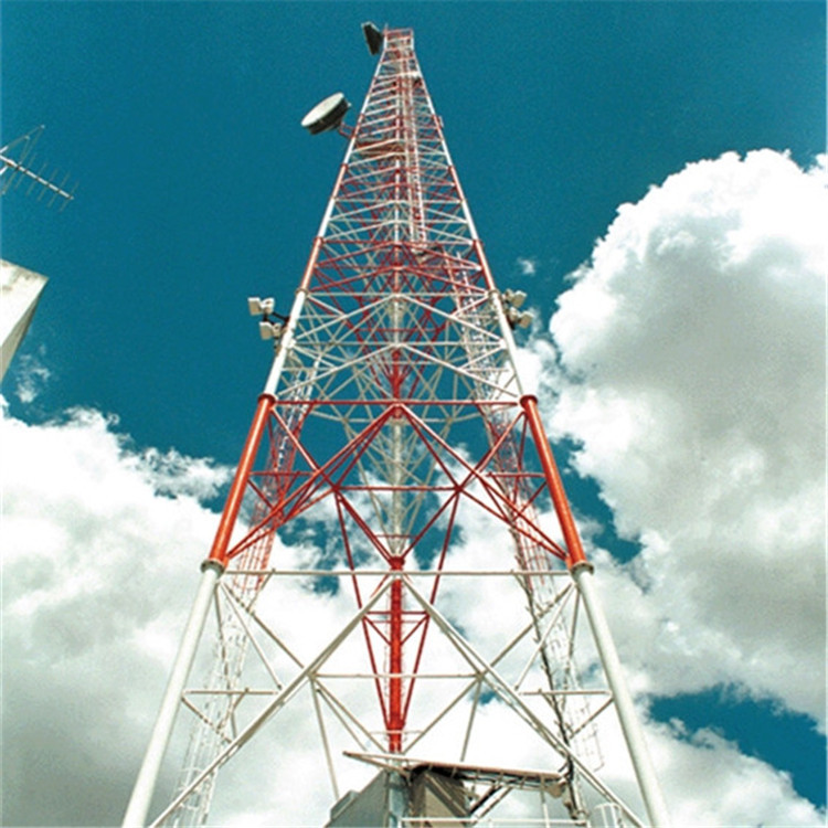 3 ή 4 με πόδια σωληνοειδής γωνιακός τηλεπικοινωνιών δικτυωτού πλέγματος πύργων